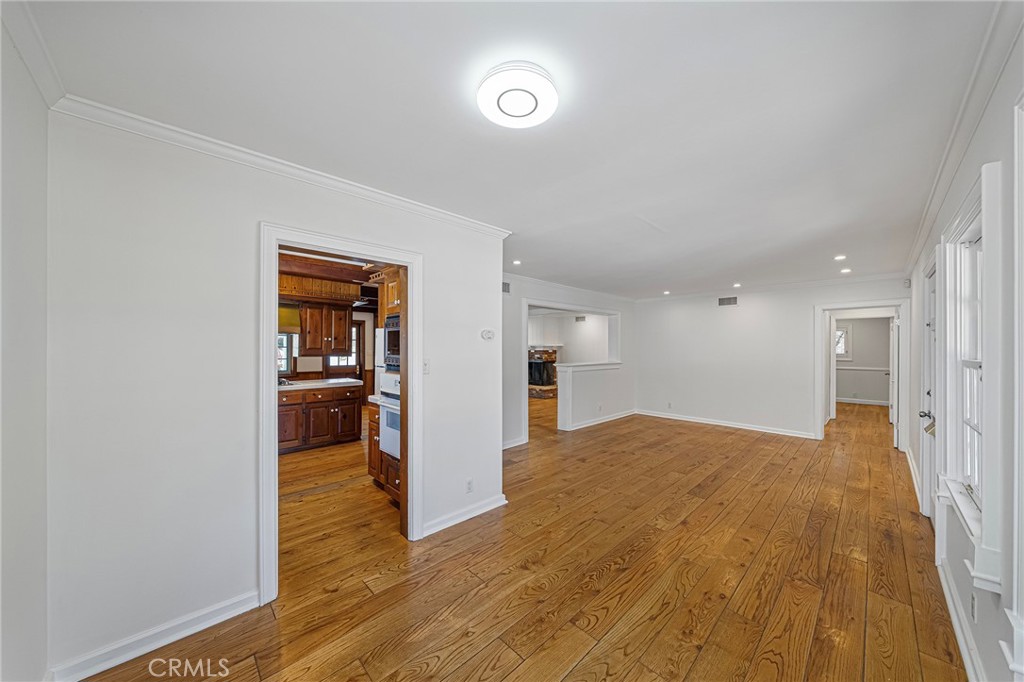 5436 Crebs Property Photo 15