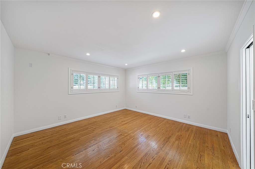 5436 Crebs Property Photo 23
