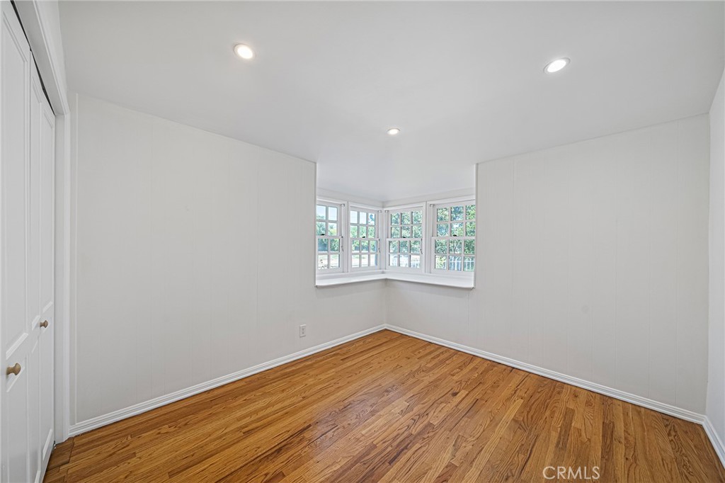 5436 Crebs Property Photo 29