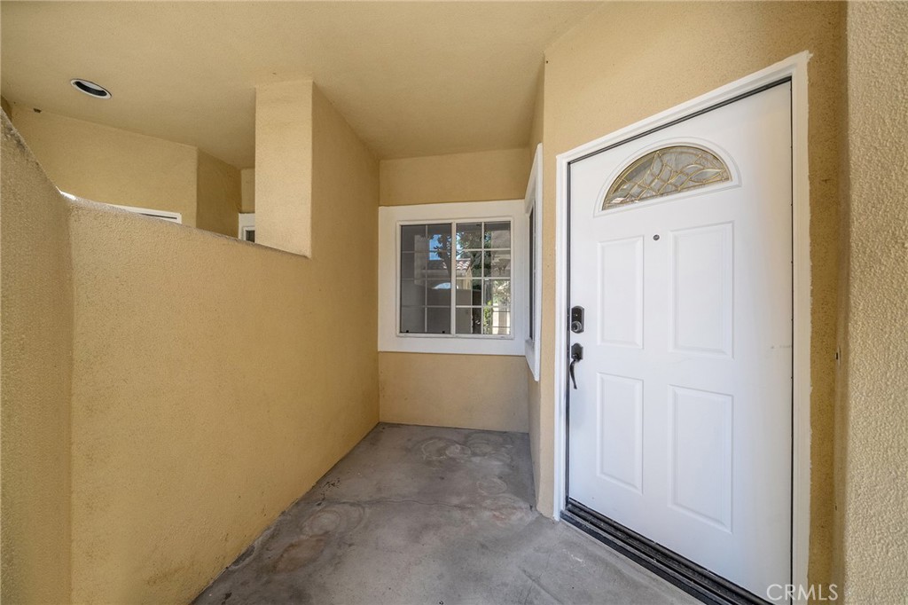 2413 Mira Monte Court Property Photo 3