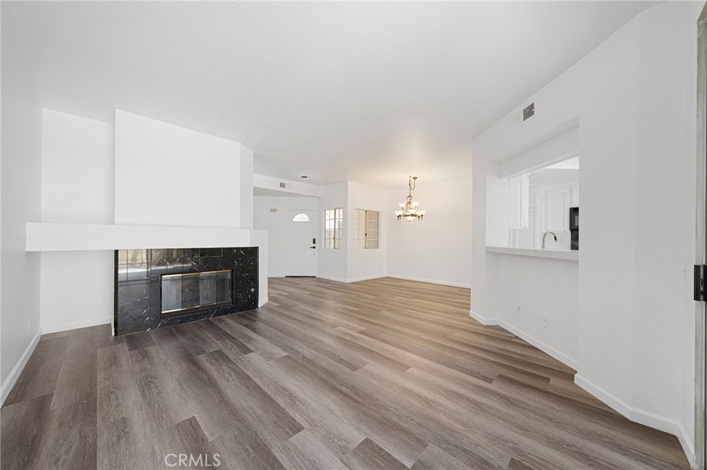 2413 Mira Monte Court Property Photo 7