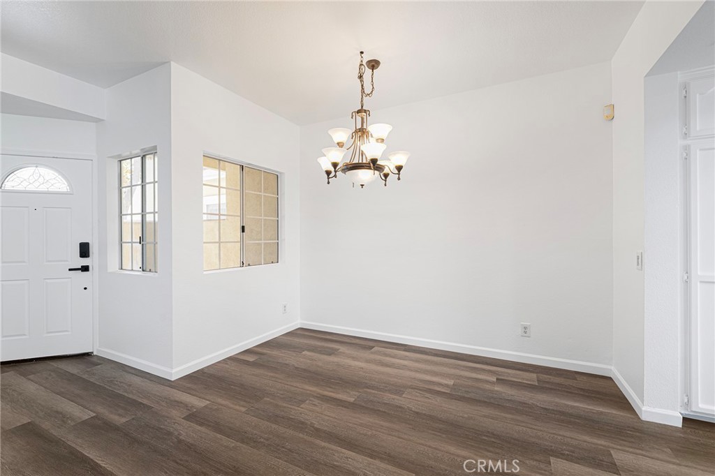 2413 Mira Monte Court Property Photo 9