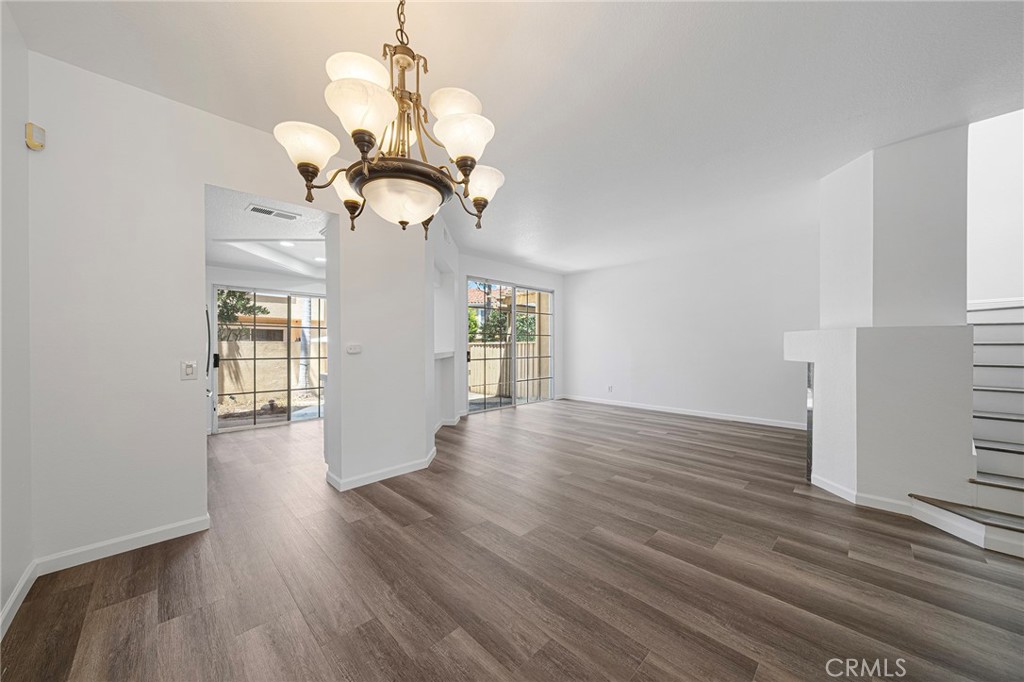 2413 Mira Monte Court Property Photo 10
