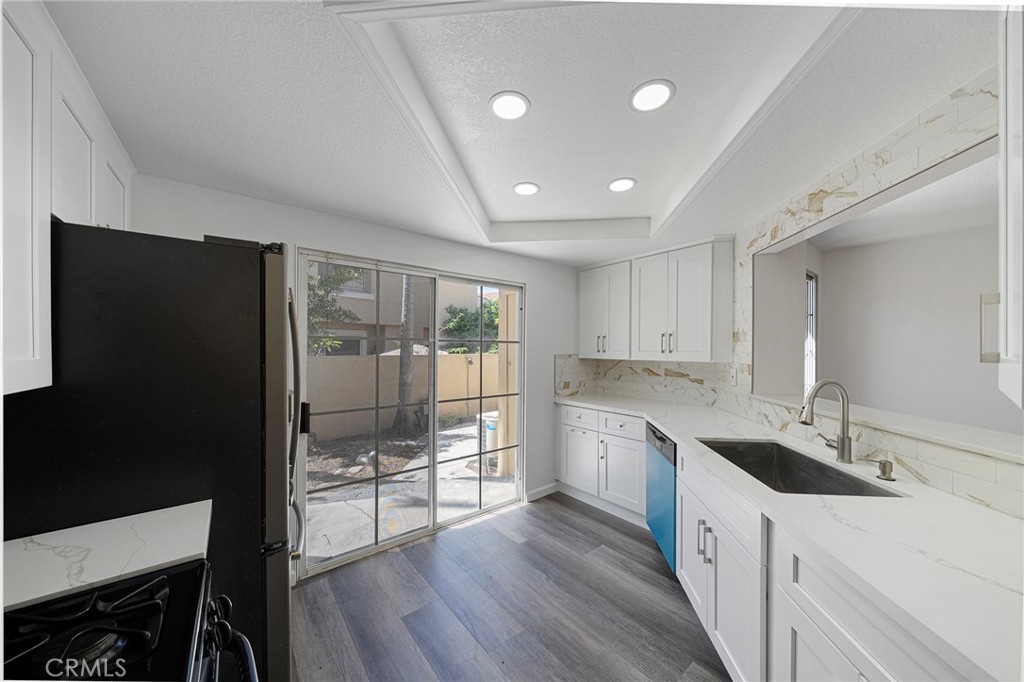 2413 Mira Monte Court Property Photo 14