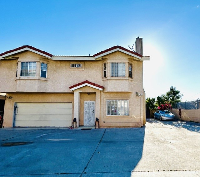11711 Magnolia D Property Photo 1