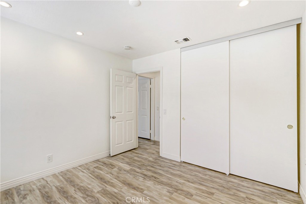 2161 Falcon Crest Property Photo 12