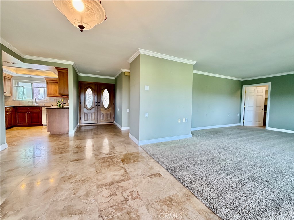 2385 Via Mariposa W 3c Property Photo 6