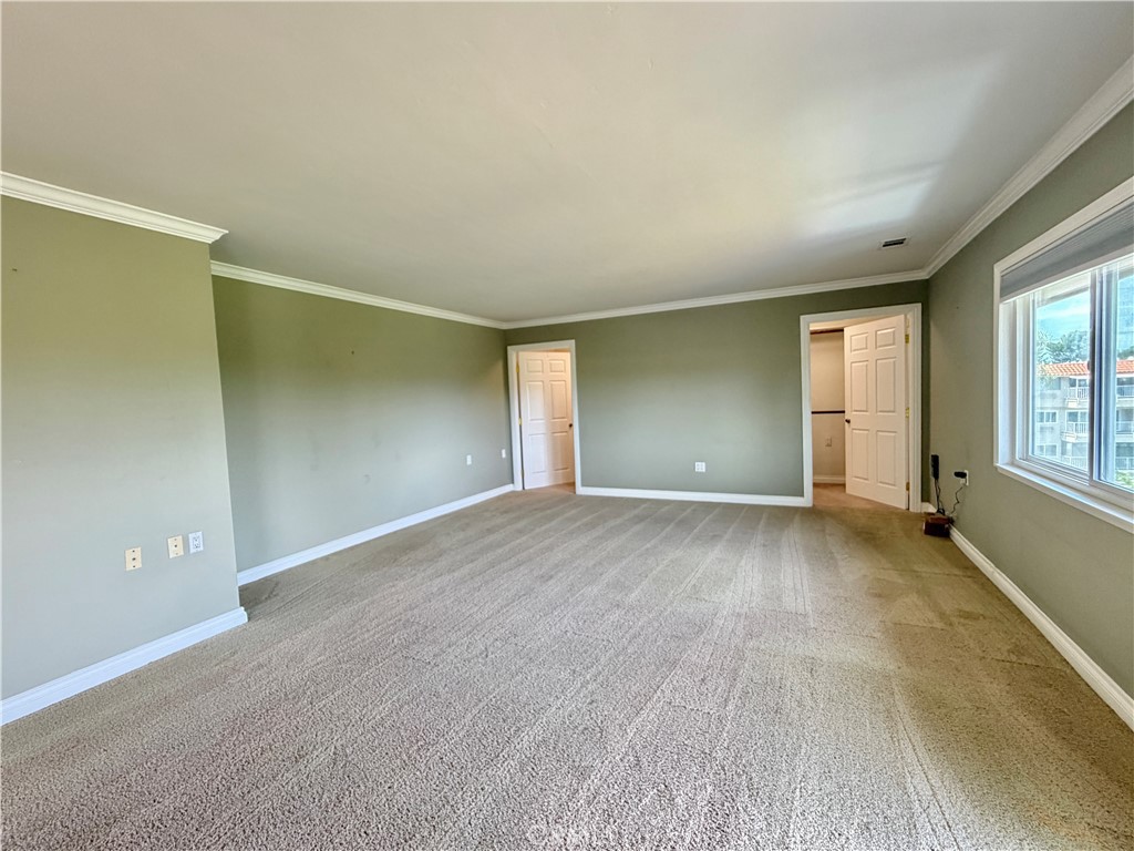 2385 Via Mariposa W 3c Property Photo 8