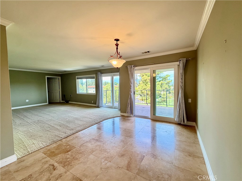 2385 Via Mariposa W 3c Property Photo 10