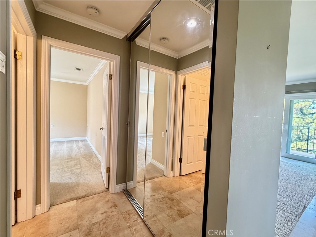 2385 Via Mariposa W 3c Property Photo 19