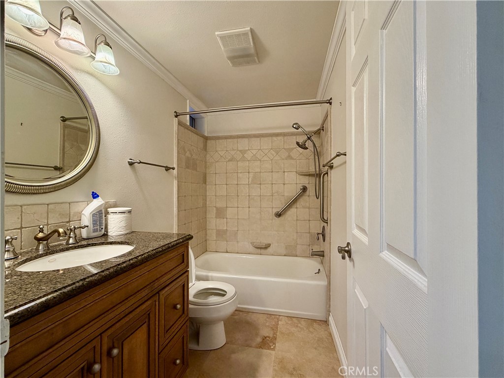 2385 Via Mariposa W 3c Property Photo 25