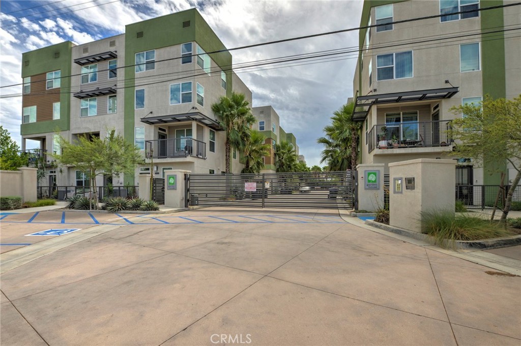 17614 Garden House Property Photo 31