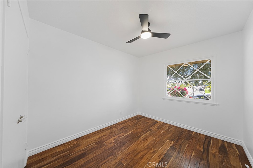 901 W Autumn Property Photo 27