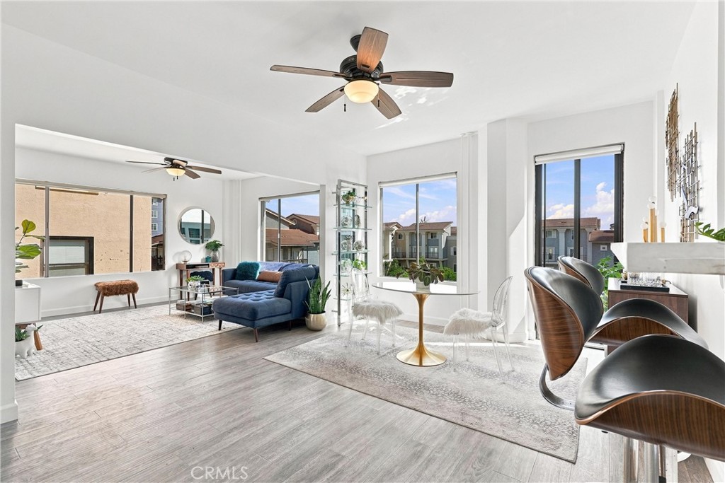 360 W Ocean Blvd 407 Property Photo 14