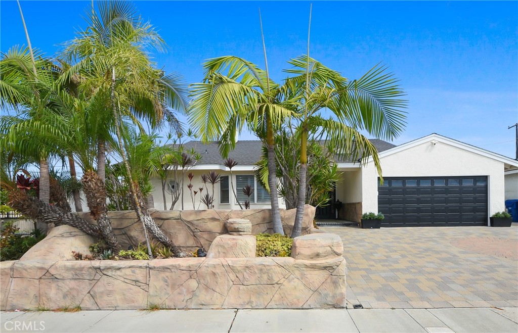 4701 Myra Avenue Property Photo 1