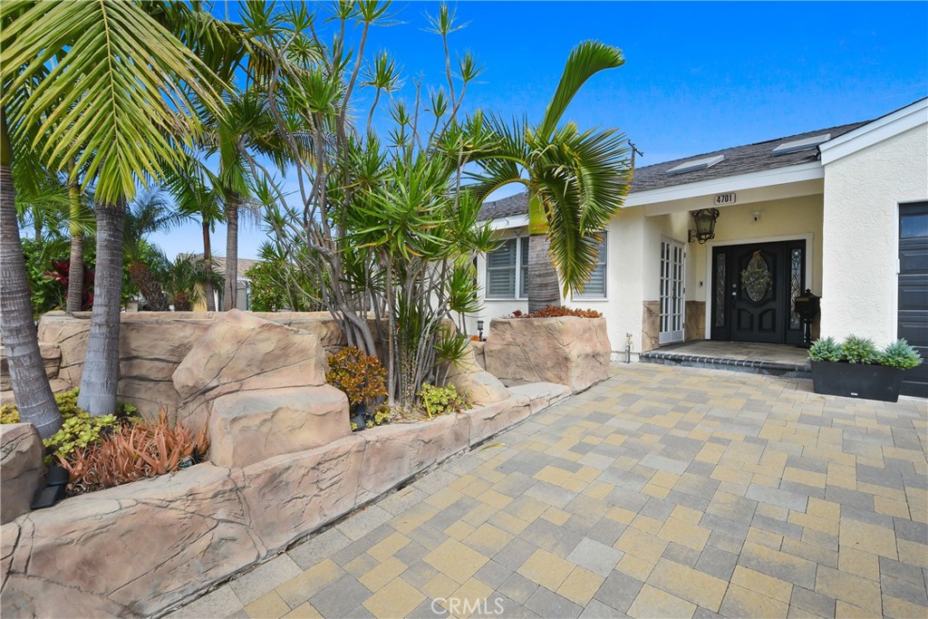 4701 Myra Avenue Property Photo 3