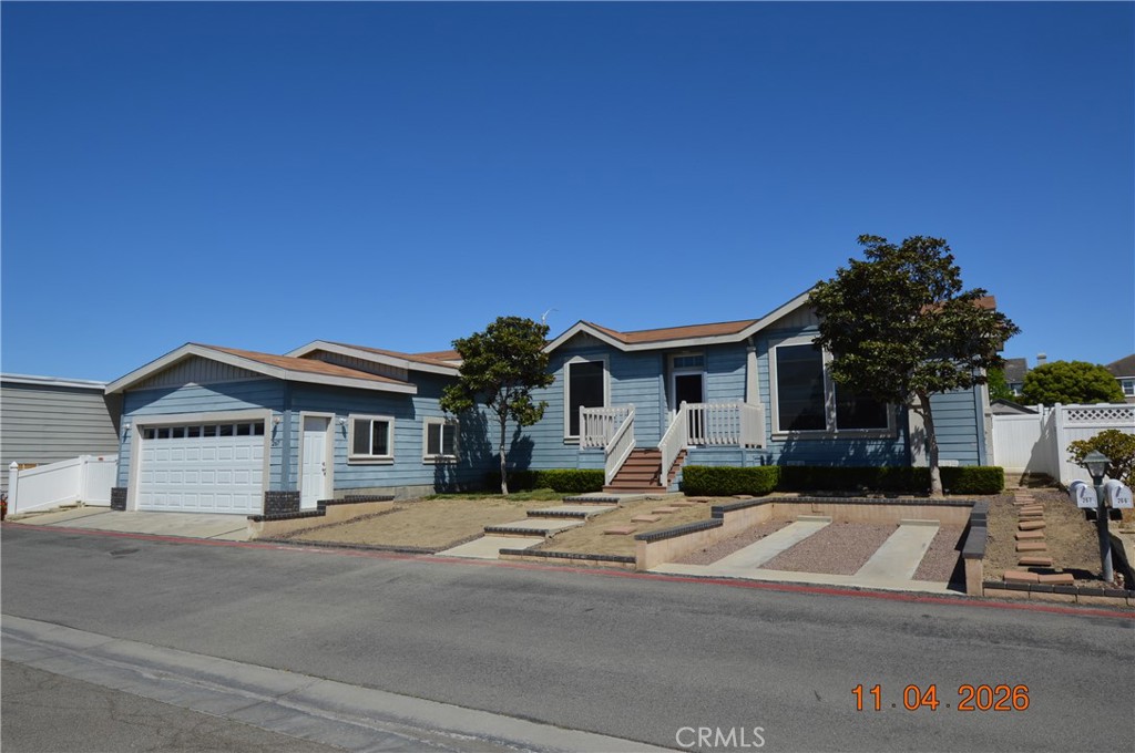 20701 Beach Property Photo 3