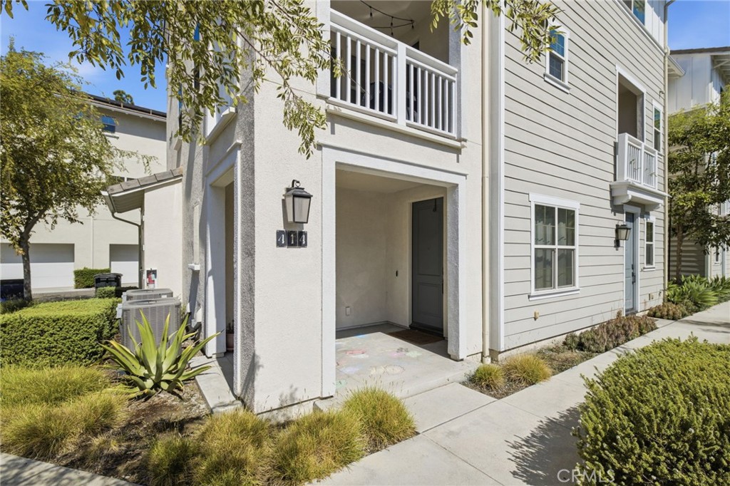 414 Lucent Property Photo 1