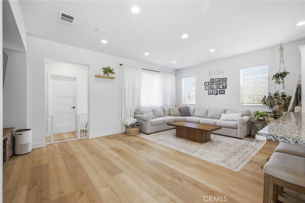 414 Lucent Property Photo 5