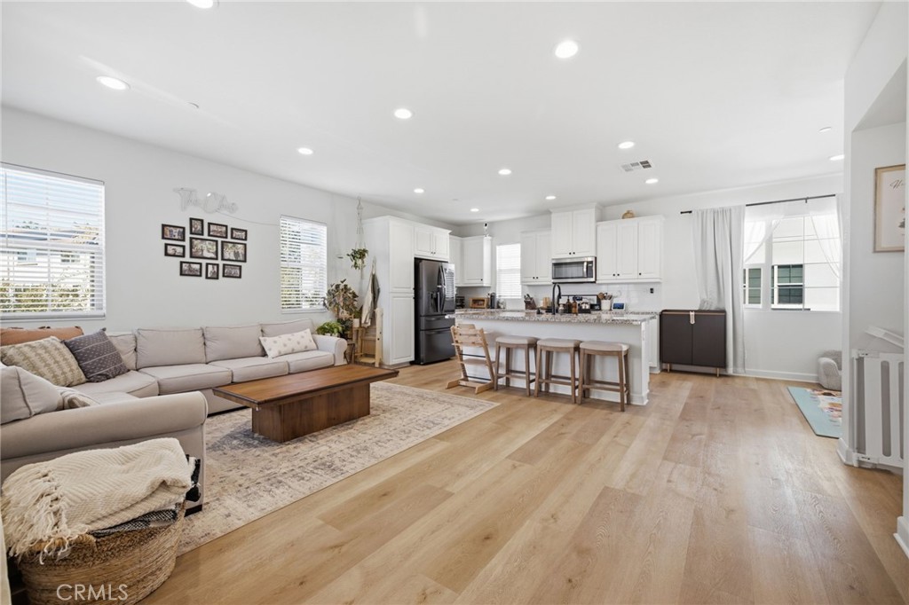 414 Lucent Property Photo 6