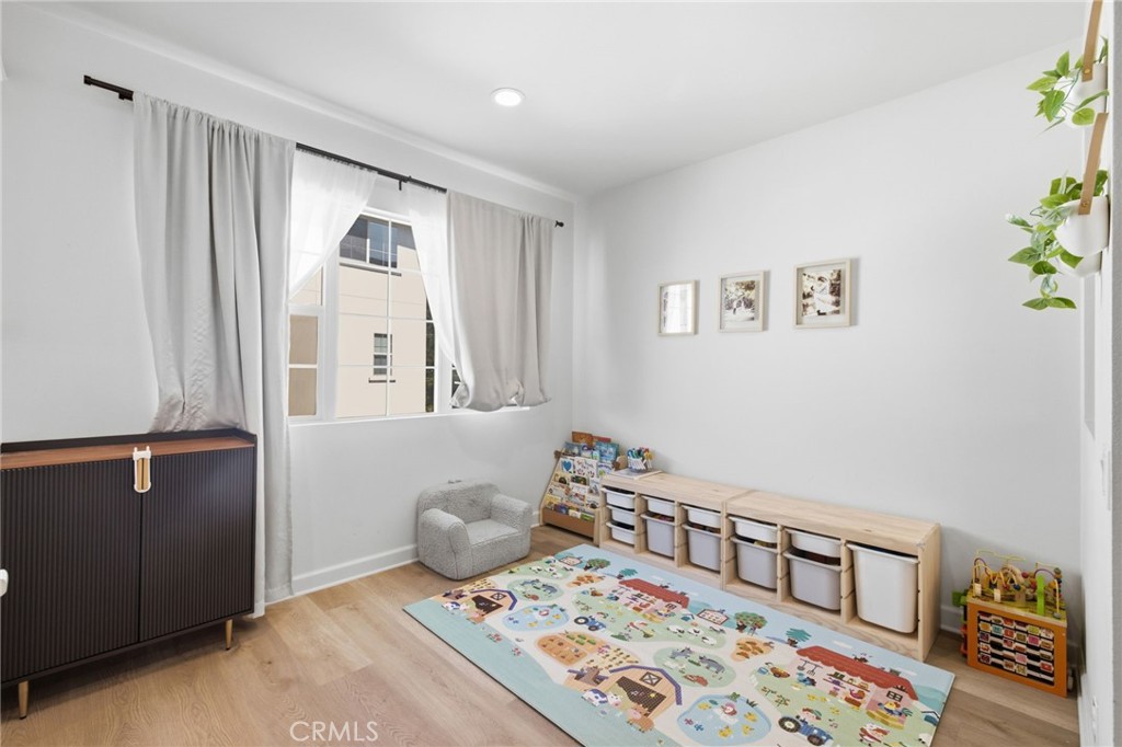 414 Lucent Property Photo 8