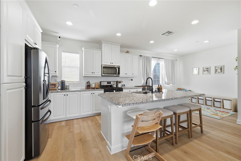 414 Lucent Property Photo 10