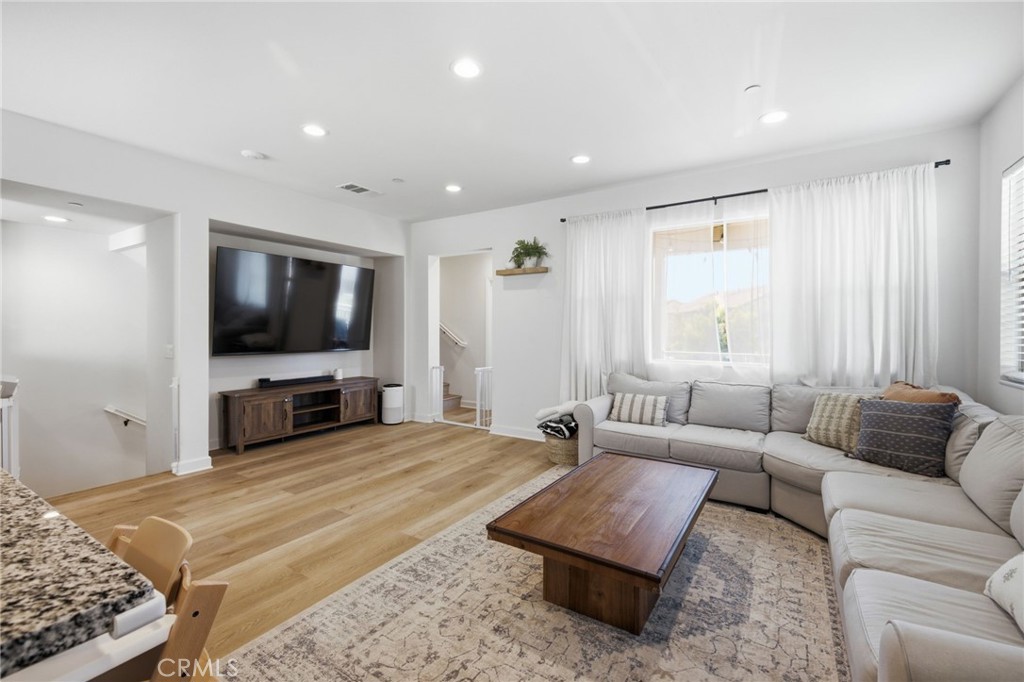 414 Lucent Property Photo 11