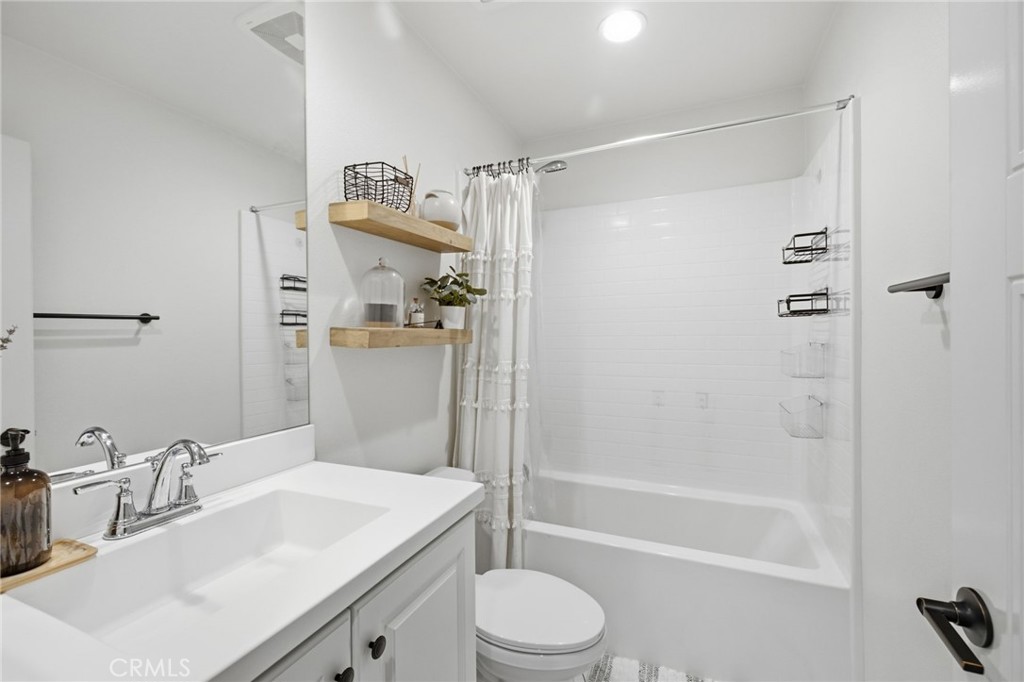 414 Lucent Property Photo 22