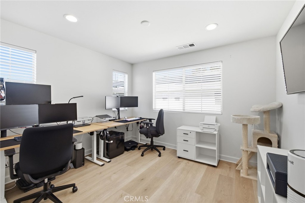 414 Lucent Property Photo 23