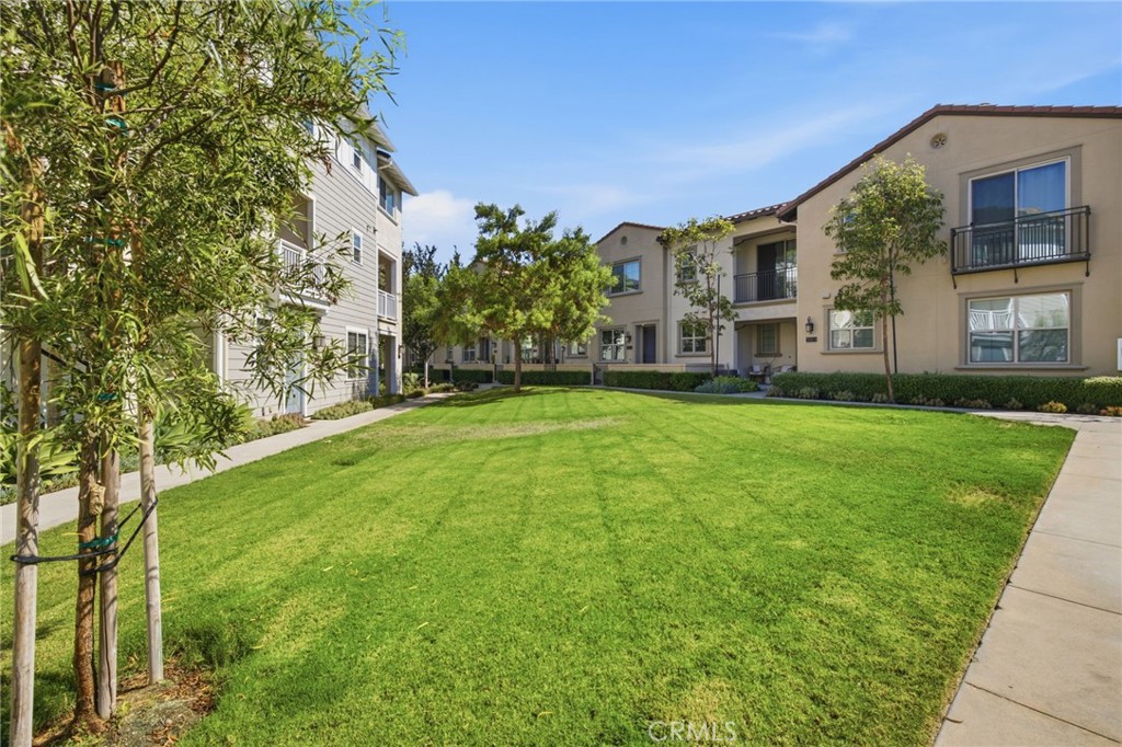 414 Lucent Property Photo 32