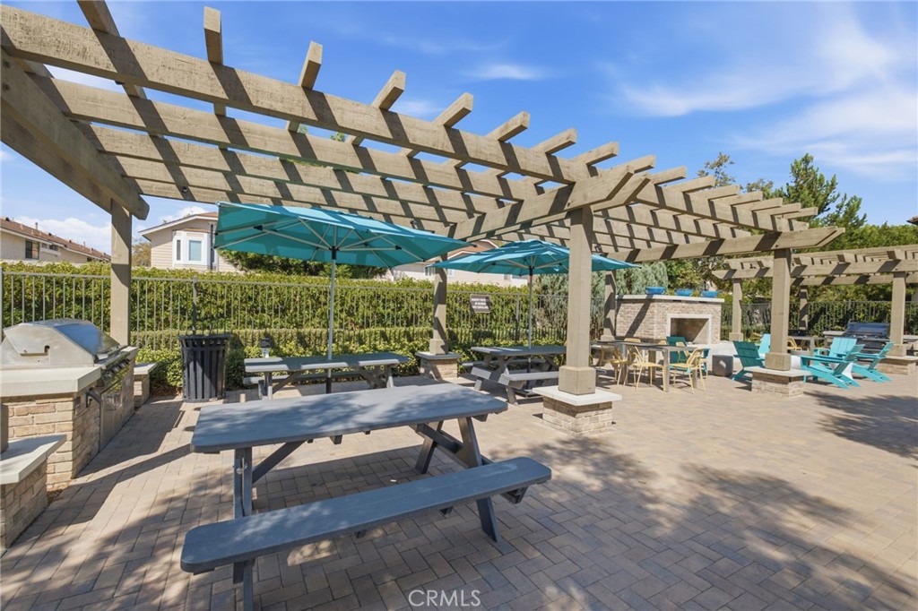 414 Lucent Property Photo 38