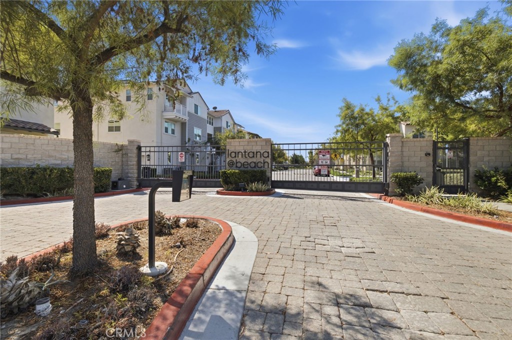 414 Lucent Property Photo 39