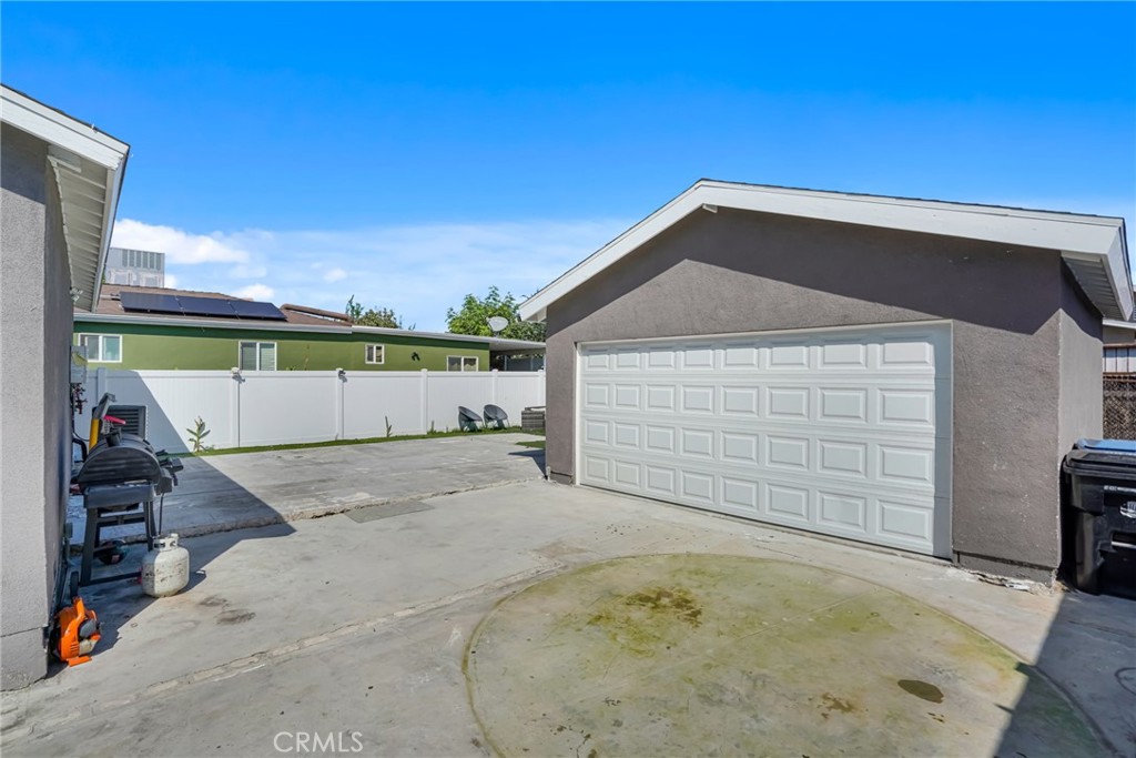 11849 Barnwall Property Photo 28