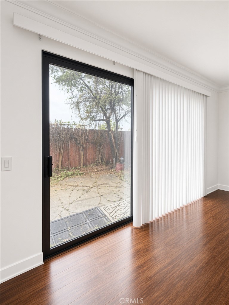 1103 Loxley Property Photo 10