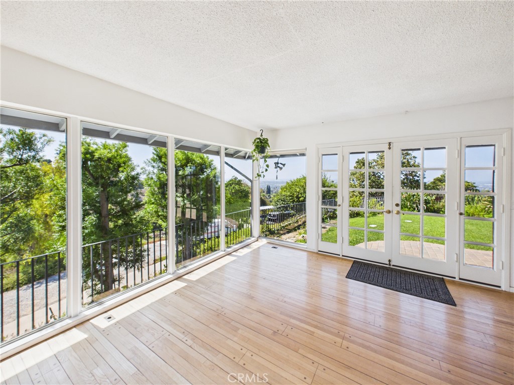 1441 El Terraza Drive Property Photo 8