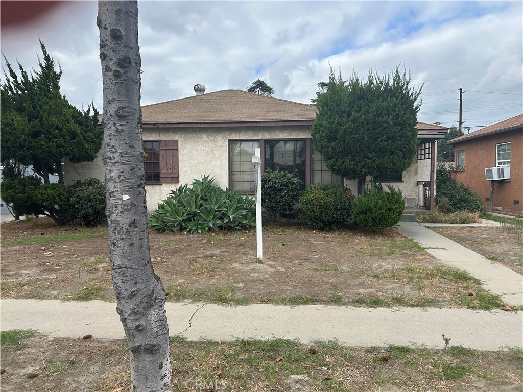 9614 Rosecrans Property Photo 1