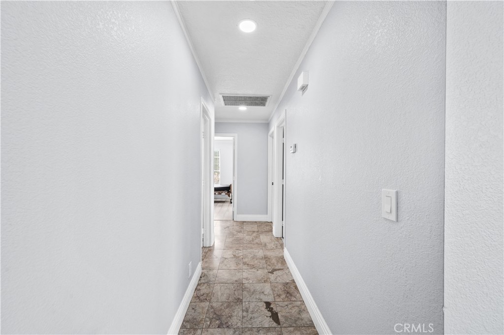 18657 Niles Property Photo 25