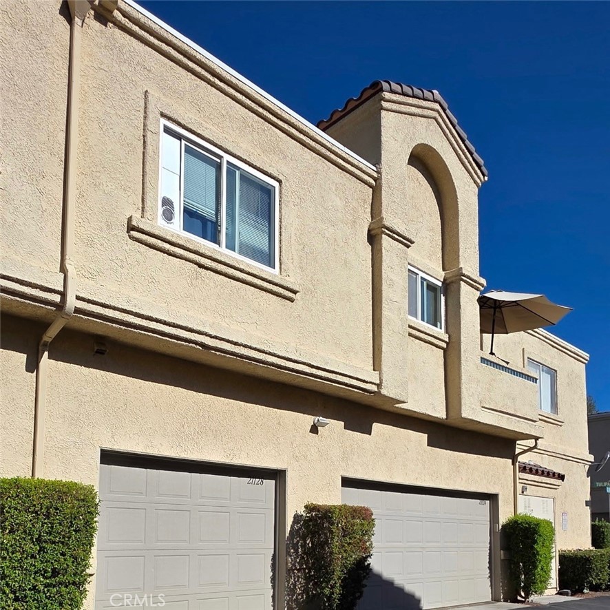 21128 Gladiolos Property Photo 1
