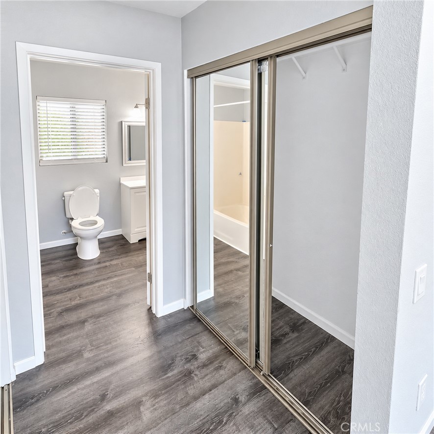 21128 Gladiolos Property Photo 6