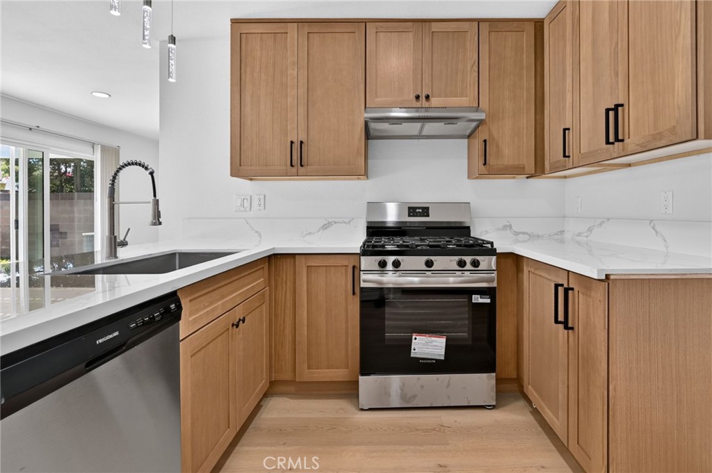 17524 Thornlake Ave Property Photo 1
