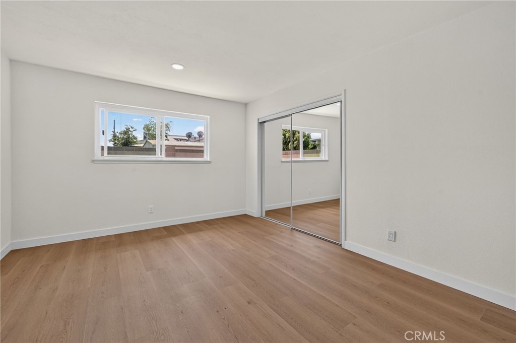 17524 Thornlake Ave Property Photo 8