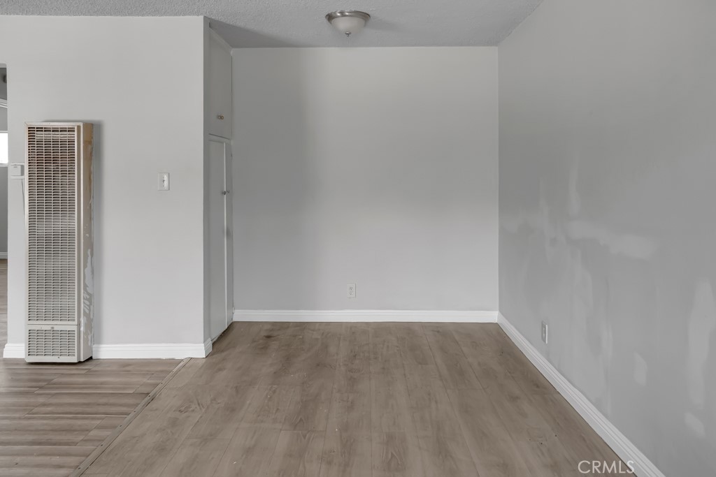 116 E Alondra Property Photo 17