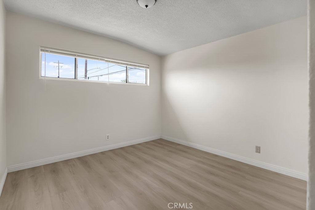 116 E Alondra Property Photo 52
