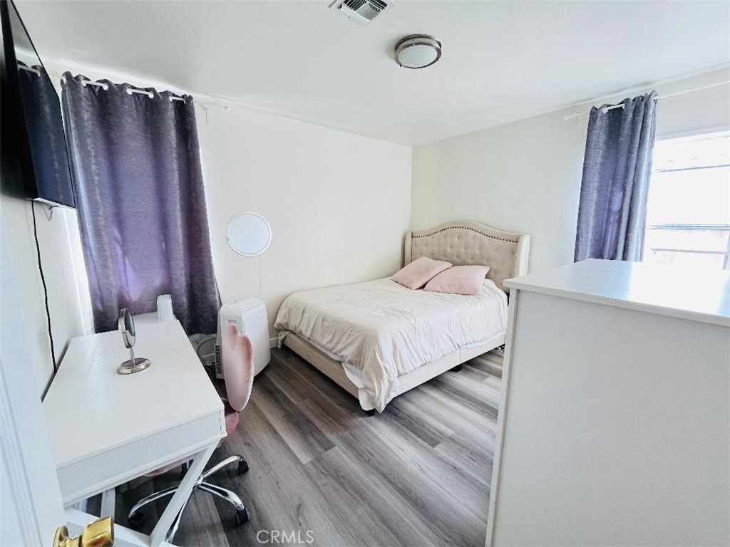 1110 N Pearl Property Photo 10