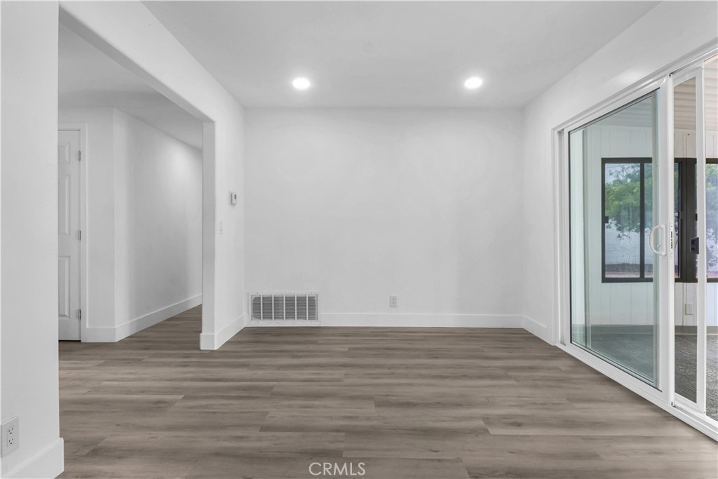 2041 S Pacific Property Photo 16