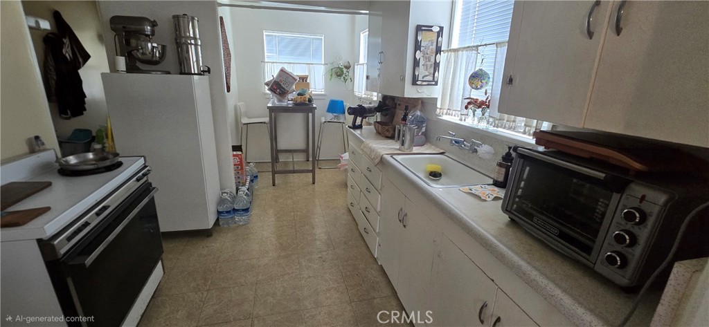 18415 Arline Property Photo 7