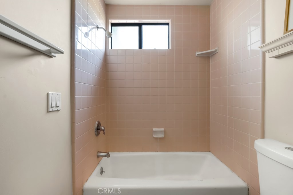 12035 Alberta Property Photo 19