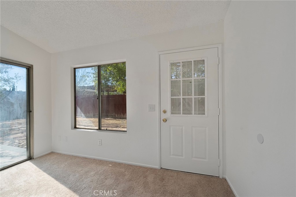 2854 Nandina Property Photo 8
