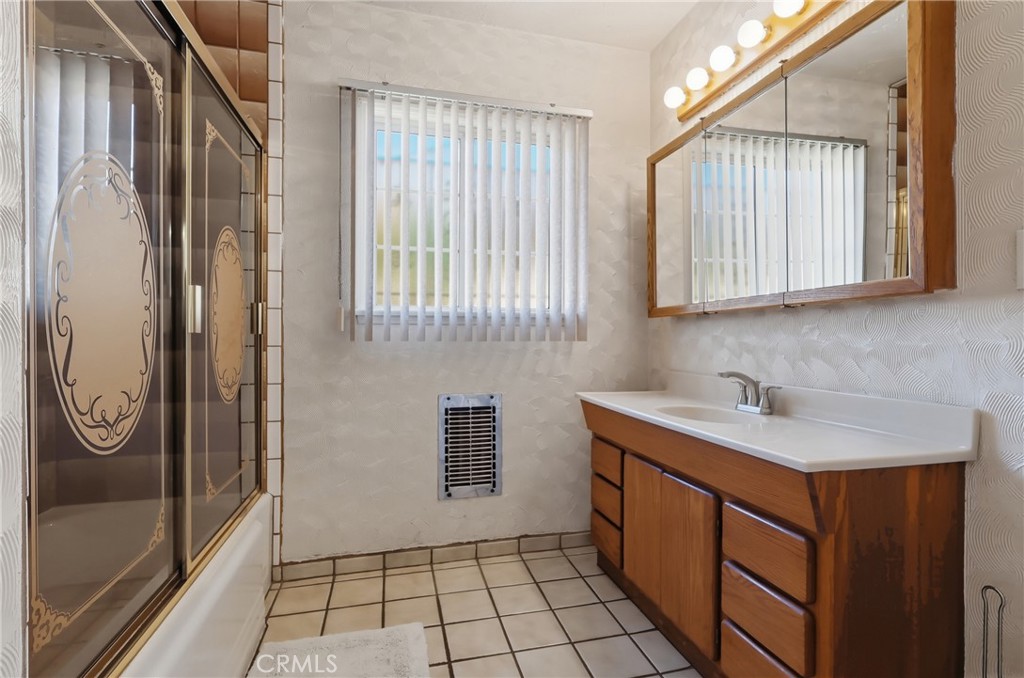 13003 Daphne Property Photo 3