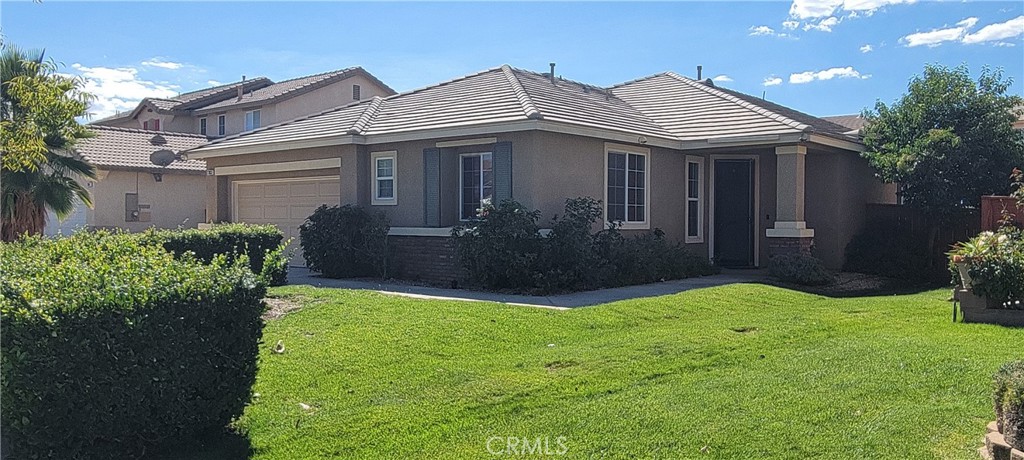 13833 Grant Way Property Photo 2